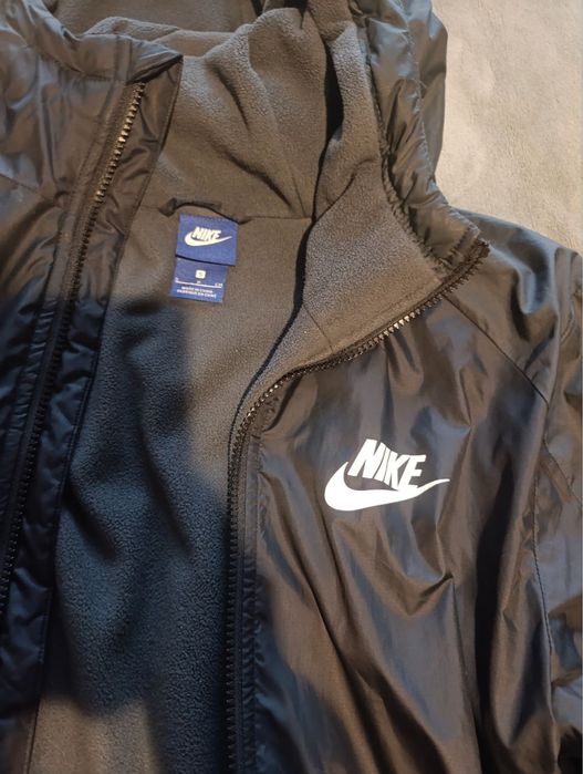 Куртка спортивна