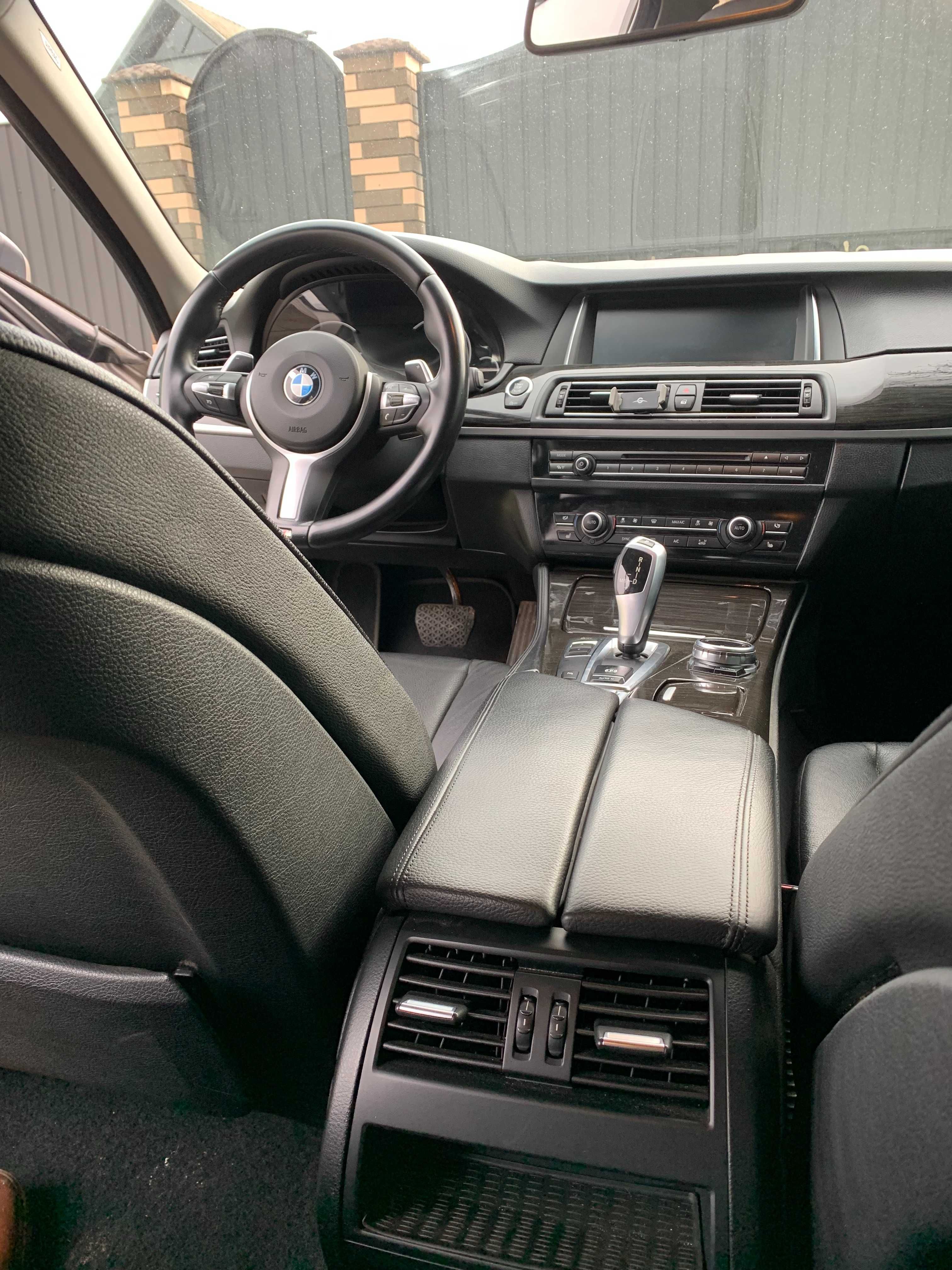 Офіційна BMW 5 series F10 в гарному стані