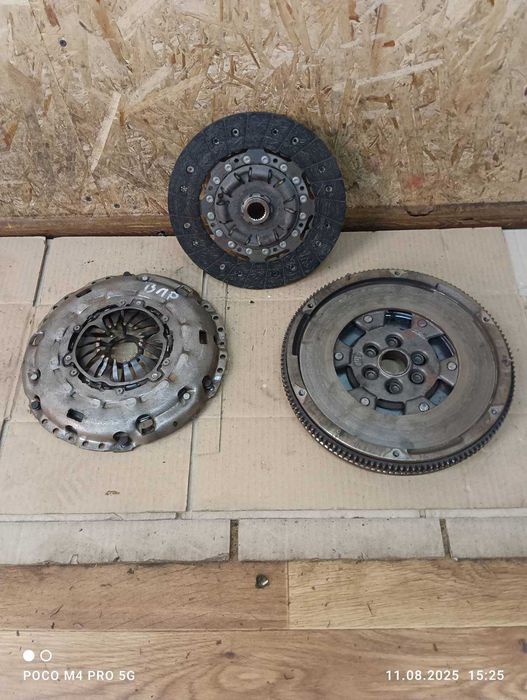 Демфер щеплення маховик 2.0 tdi bmp bkd VW Passat B6 Caddy Skoda 6ст