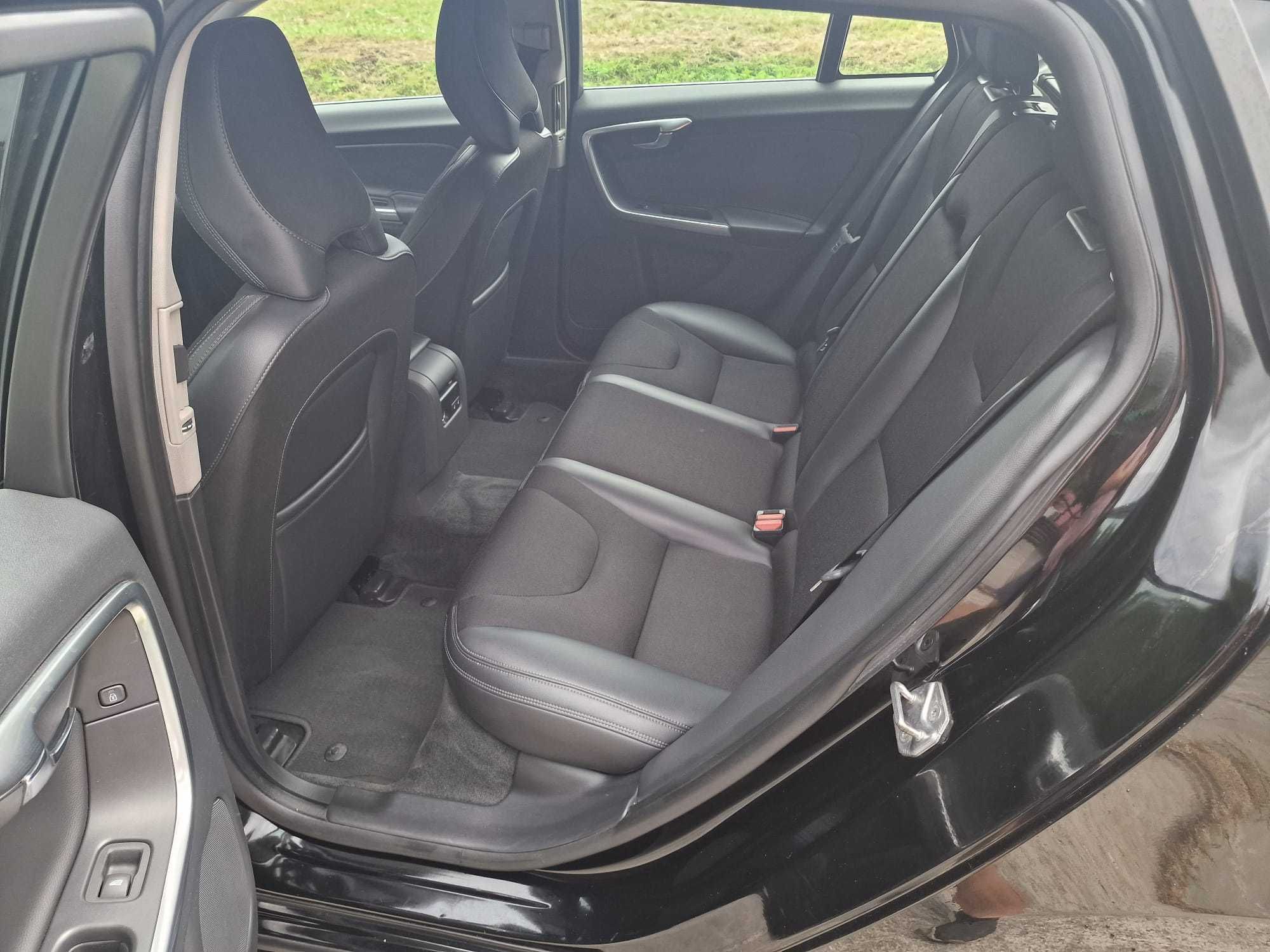 Volvo V60 D4 Drive-E Kinetic Automat – 2015 r. – 213 000 km