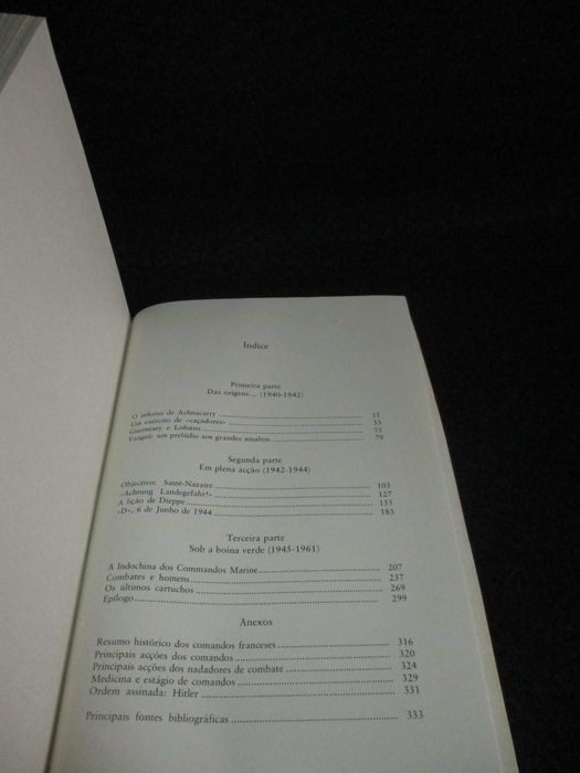 Livro Os Comandos Marc Flament