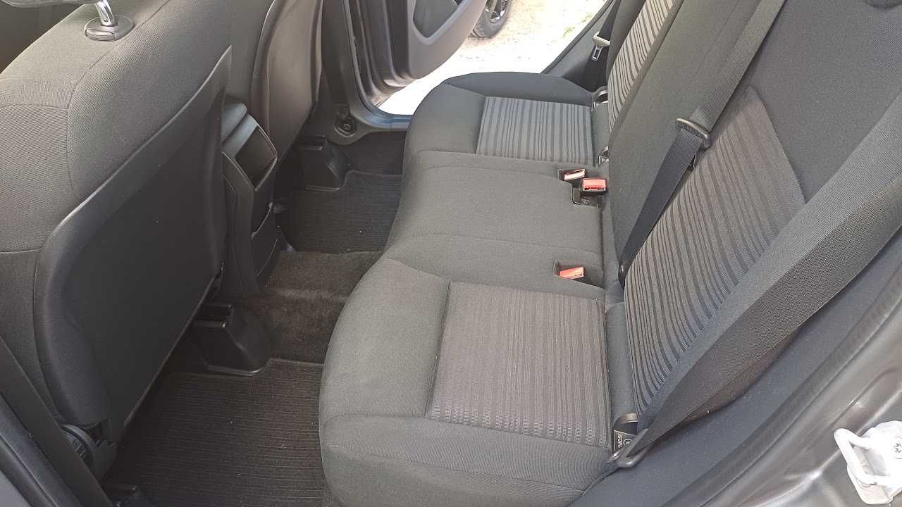 Mercedes-Benz B180