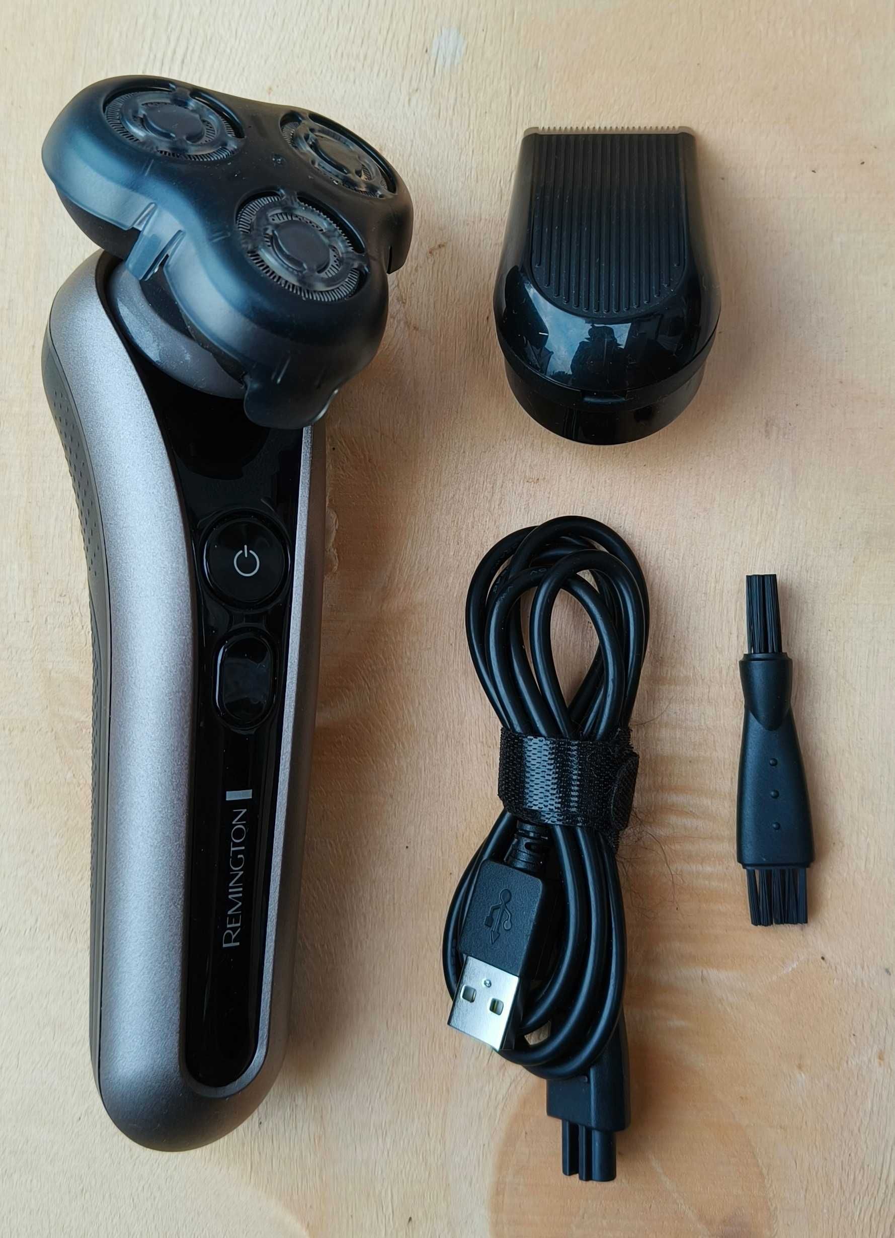 Golarka Remington XR1770 akumulatorowa trymer maszynka do golenia