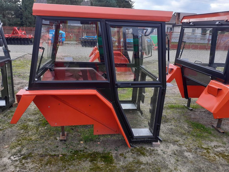 Kabina ciągnikowa do Ursusa C-330 NOWA wysoki dach ( Ursus C-360)