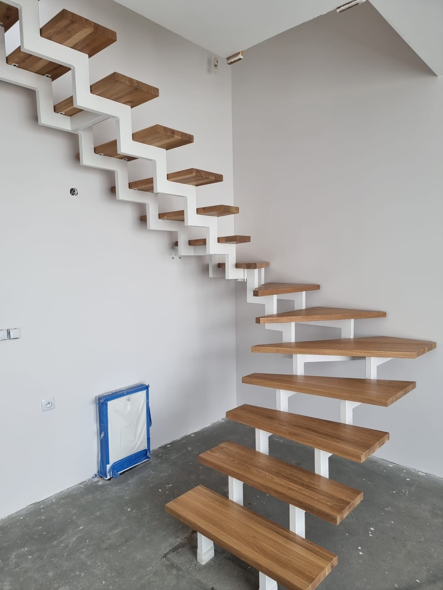 Schody na wymiar Schody na beton Schody dywanowe