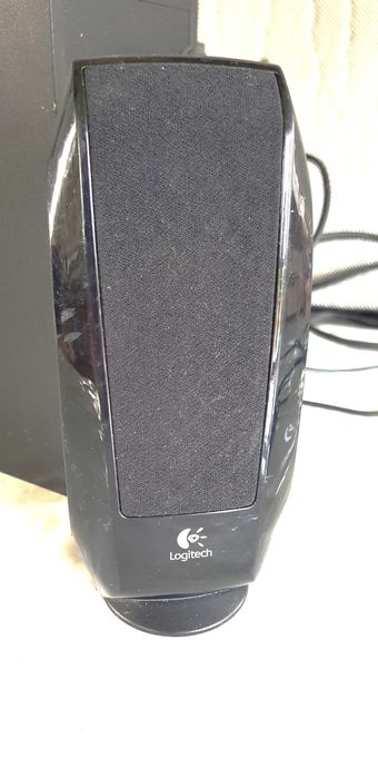 Głośniki Logitech  2 zestawy   Logitech S 220 i Logitech S 00108