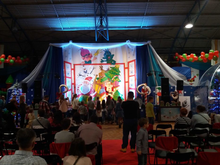 Imprezy z Mikołajem, zimowe dekoracje, dmuchańce, animacje, snowtubing