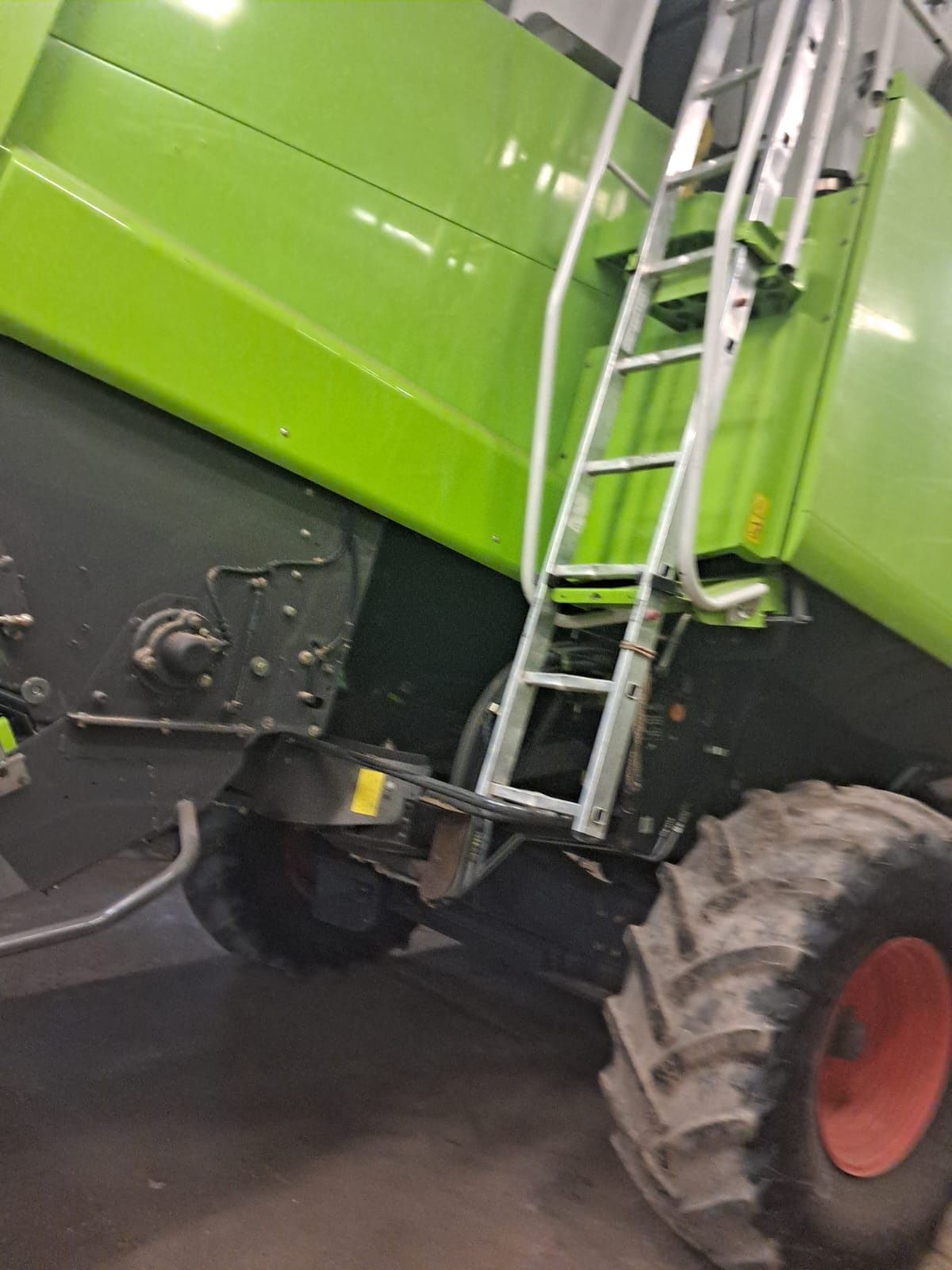 Claas Lexion 560 Terratrac tylni naped