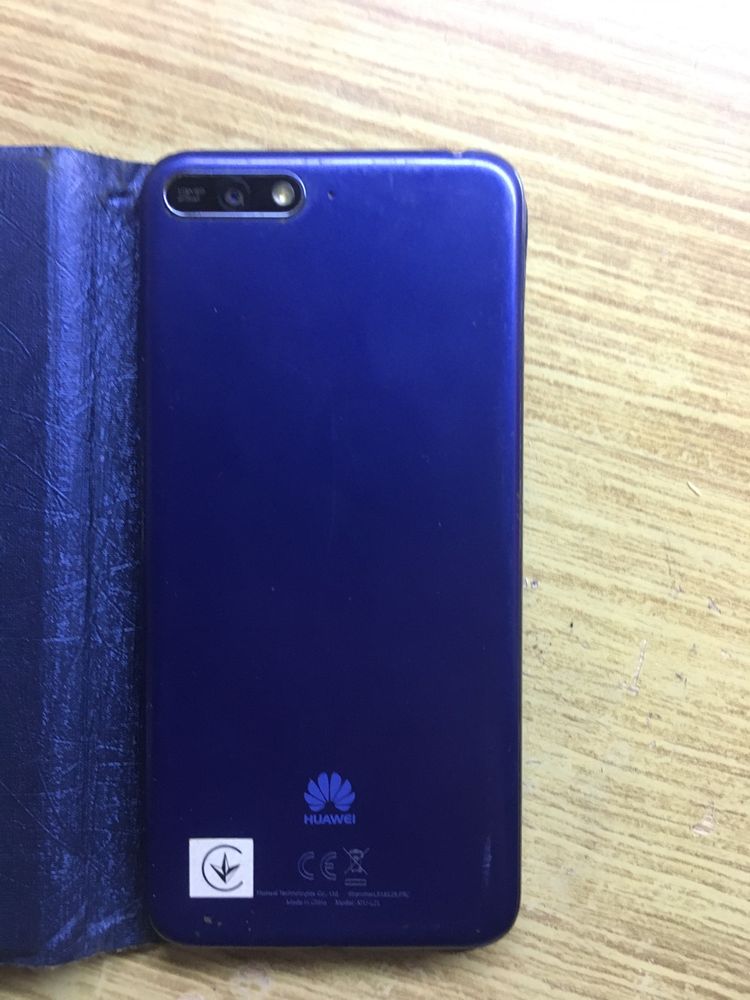 Телефон Huawei ATU-L21