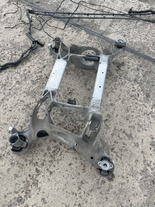 Розборка шрот Tesla 3/Y Porshe Taycan Lucid AIR Polestar 2 Volvo XC40