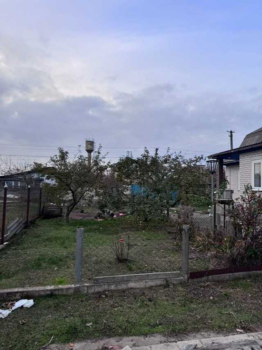 Продається будинок в с. Леськи за 15  км від м. Черкаси