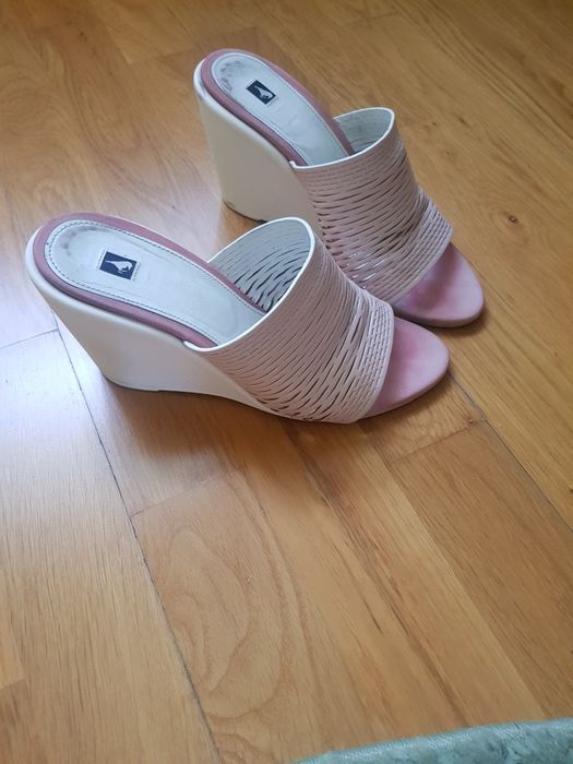 Продам мюлі розмір 39