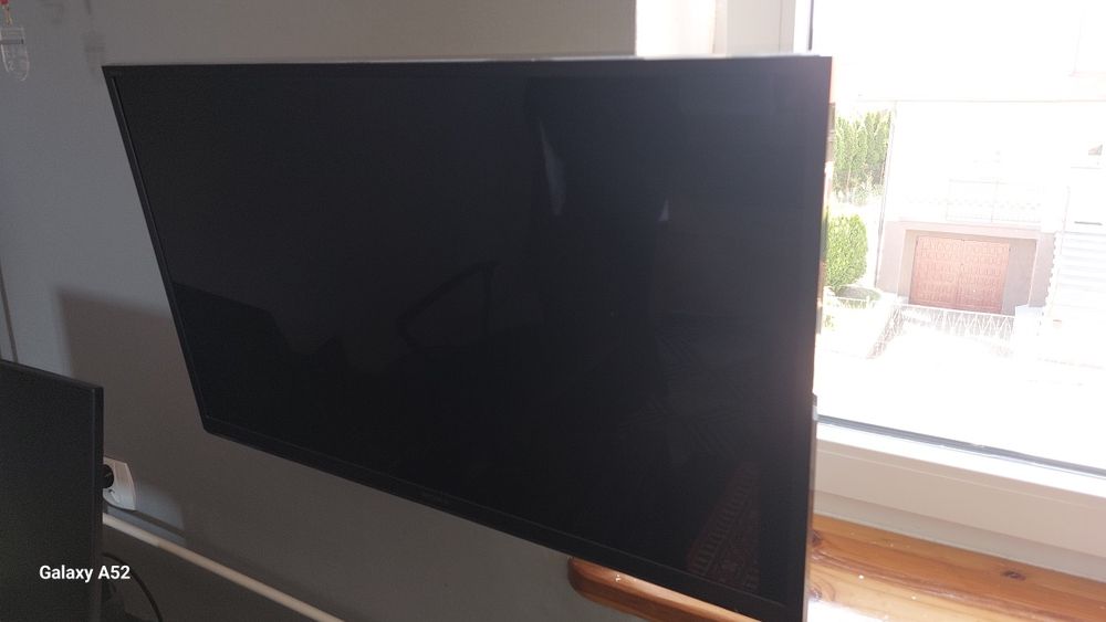 Sony Bravia 32 cale + uchwyt ścienny
