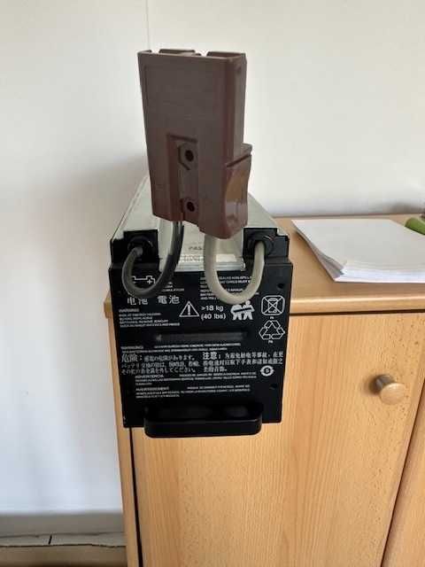 Zestawy akumulatorowe RBC do UPS  APC. APC 0M-816336
