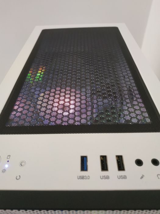 Komputer do gier Ryzen 5 3600/RTX 2070 8 GB GDDR6/16 GB RAM DDR4/M2