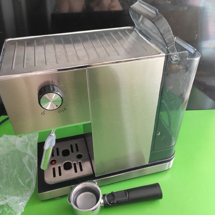 Еспресо-машина з підсвіткою  Pausa  Klarstein Великобританія