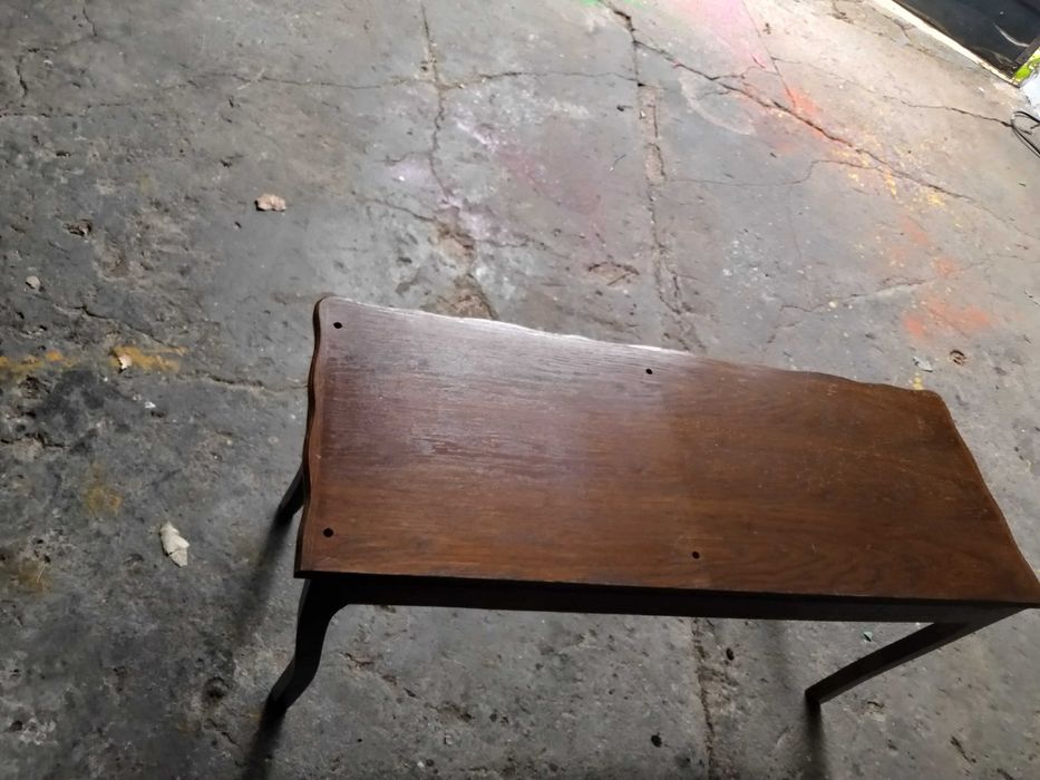 stara konsola , stolik do ściany