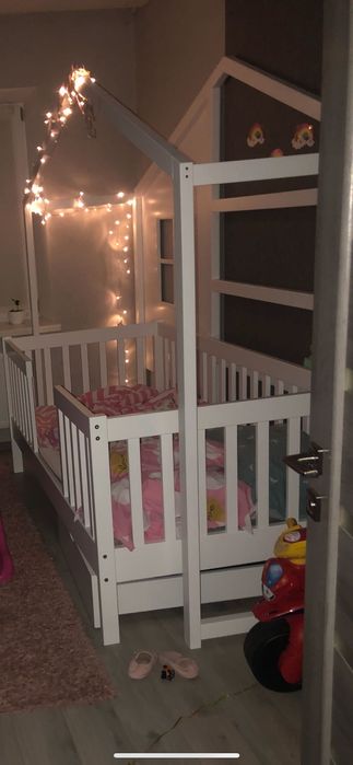 Дитяче ліжко з матрацом