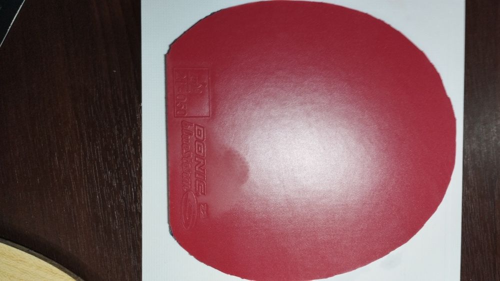 Продам накладки на тенісну ракетку.350-550грн.