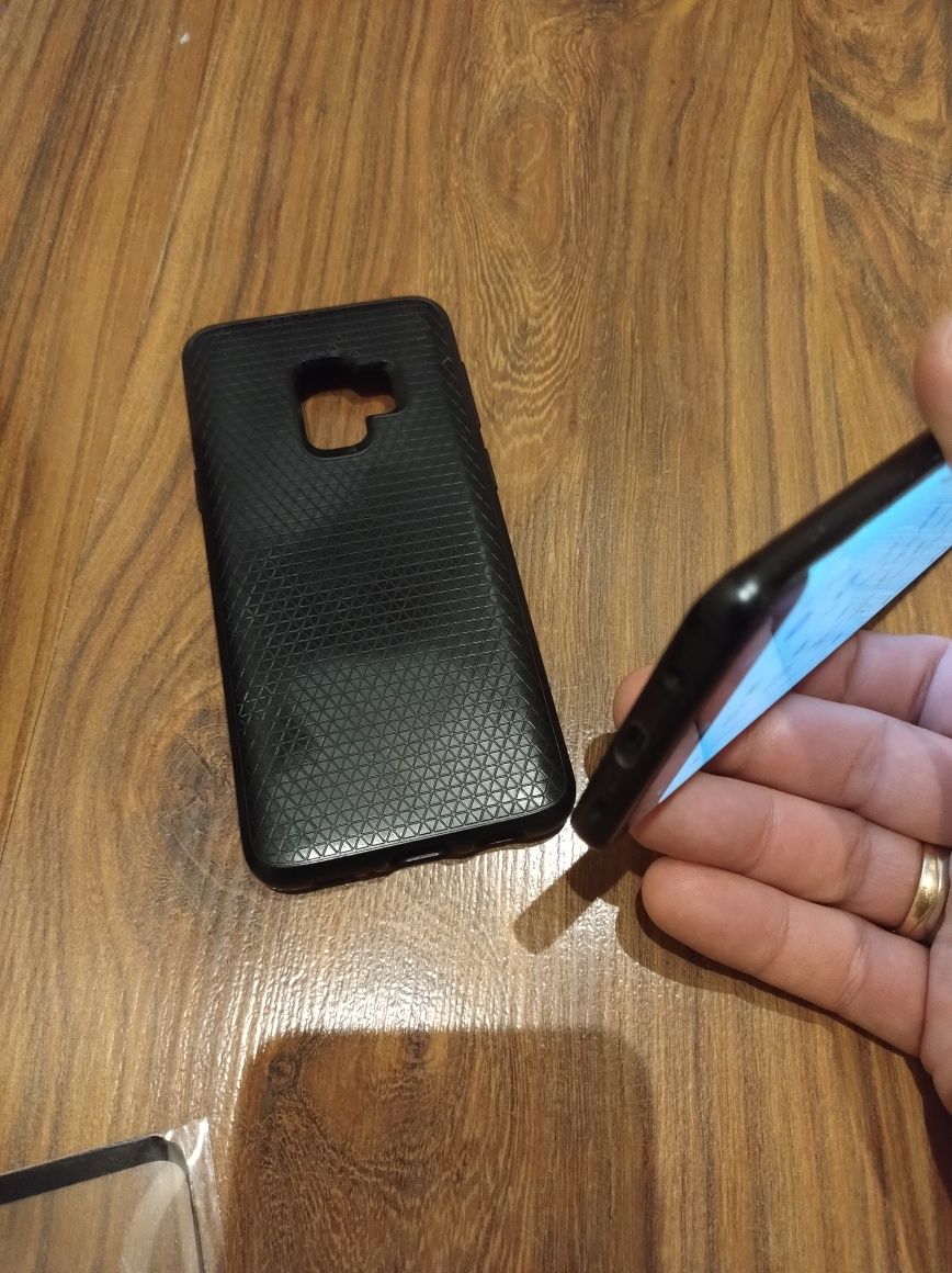 Samsung Galaxy S9 duos 4/64 Gb