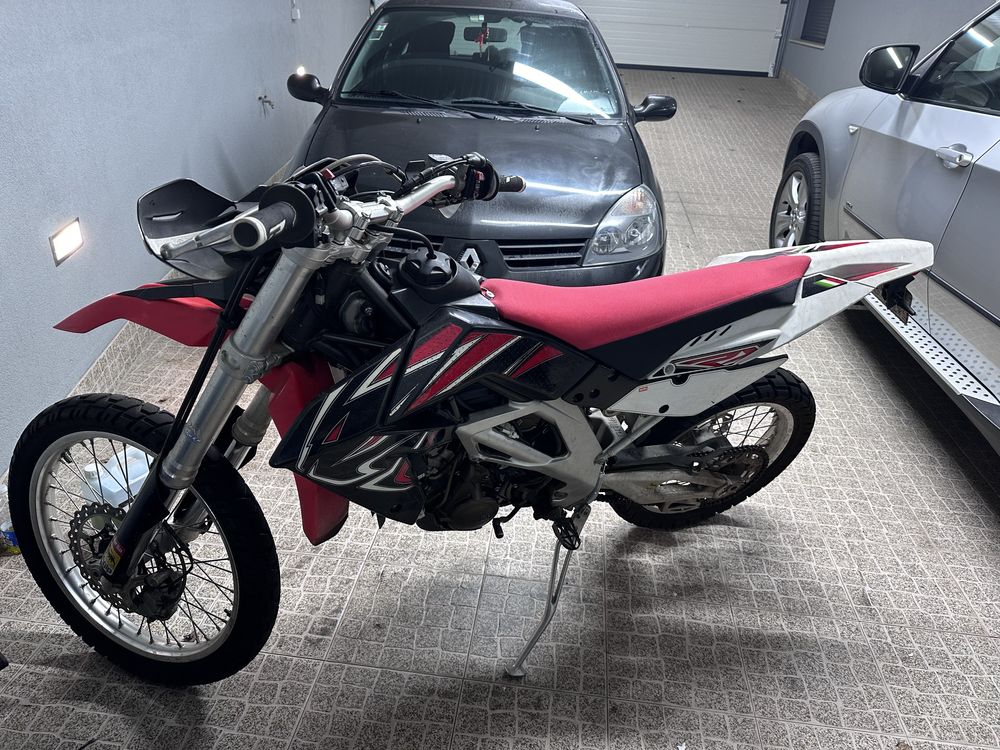 Aprilia rxv 450 em bom estado