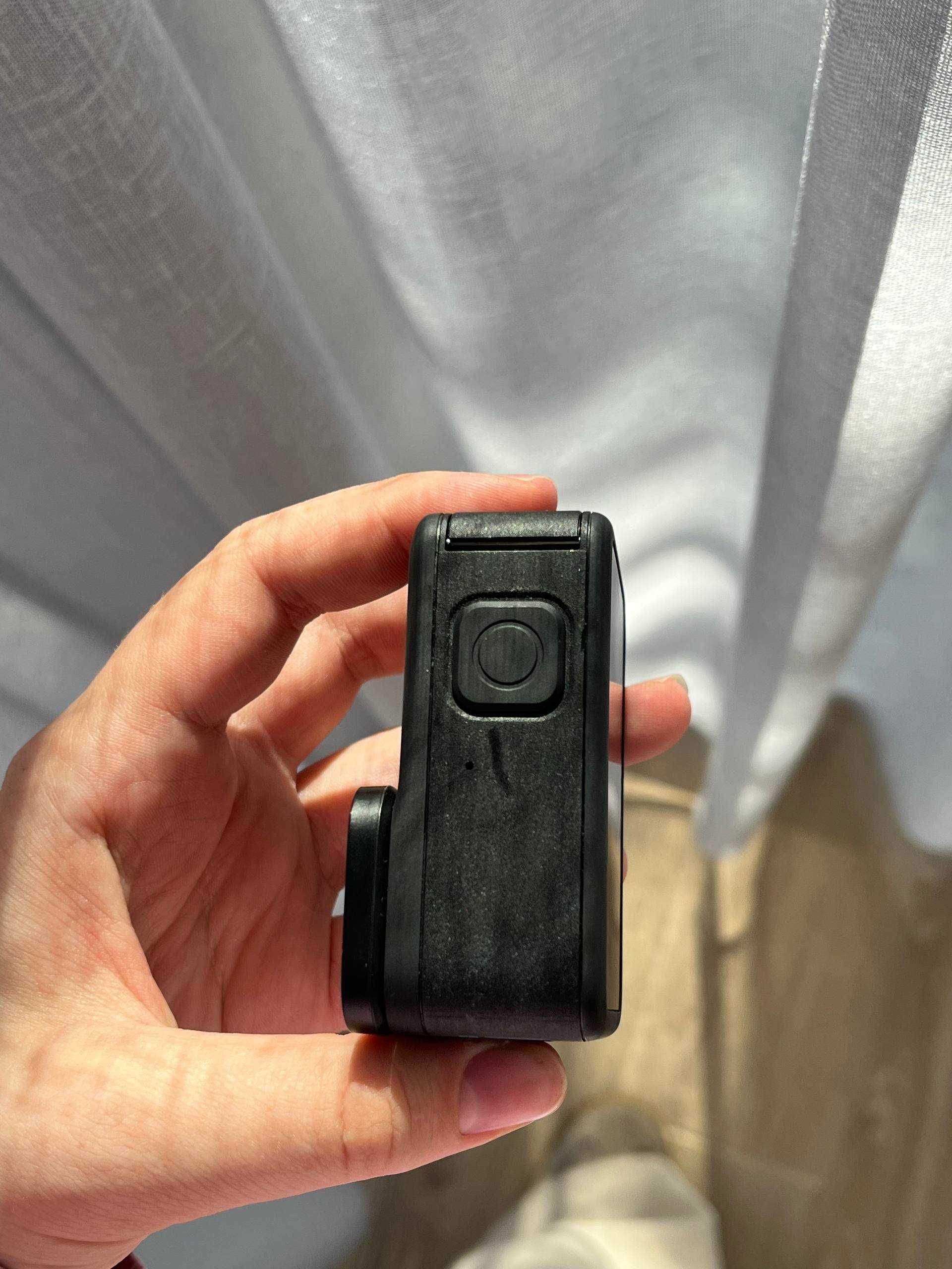 Екшн-камера GoPro HERO 13 + 2 акумулятори.