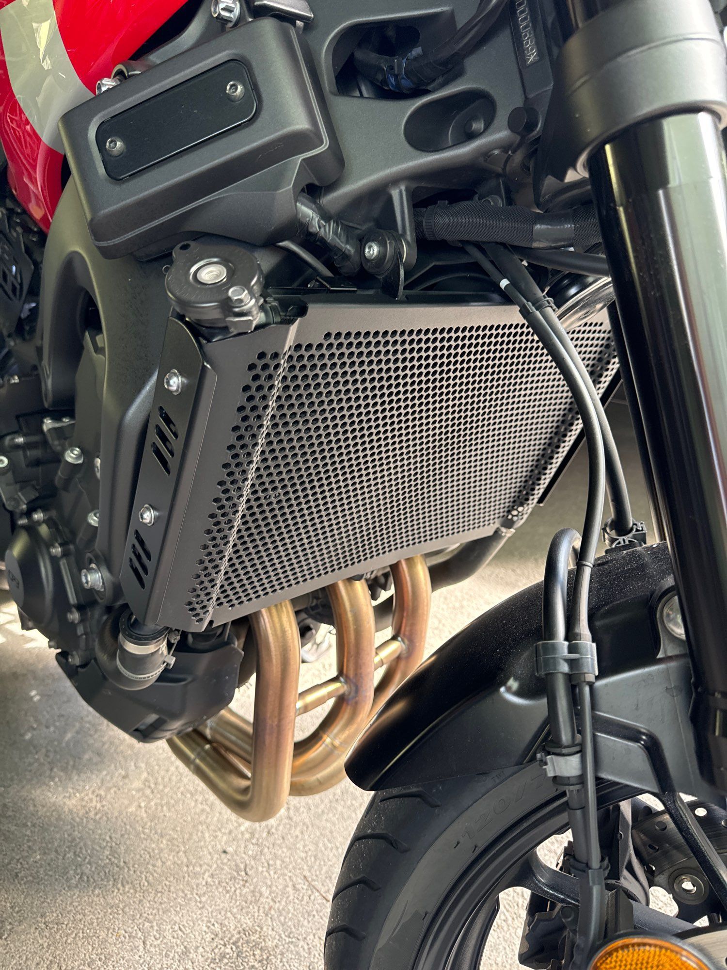 Osłona chłodnicy Yamaha MT 09, Tracer 900, XSR 900