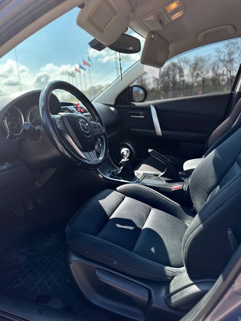Продам Mazda 6 2.0