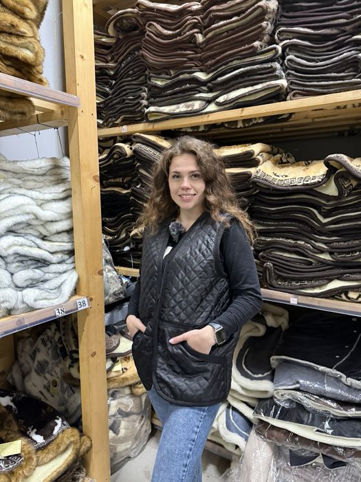 Жилетки з овчини, кожух, безрукавка