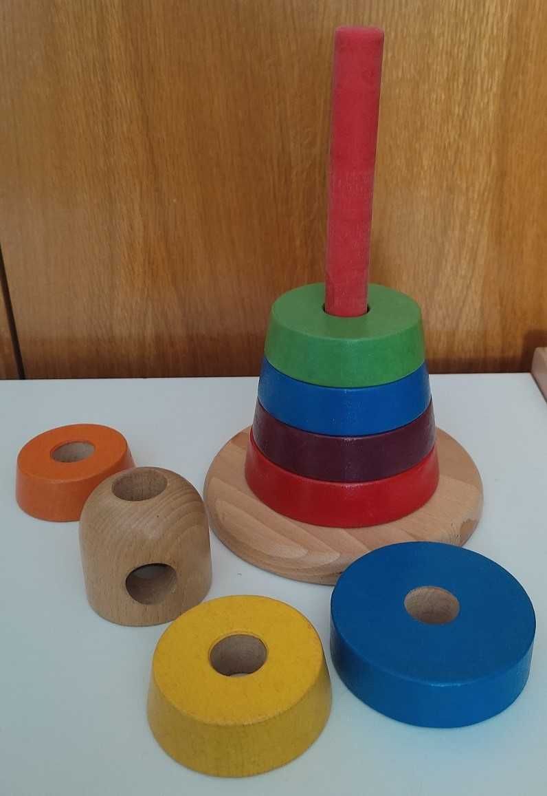 Brinquedo empilhável da IKEA