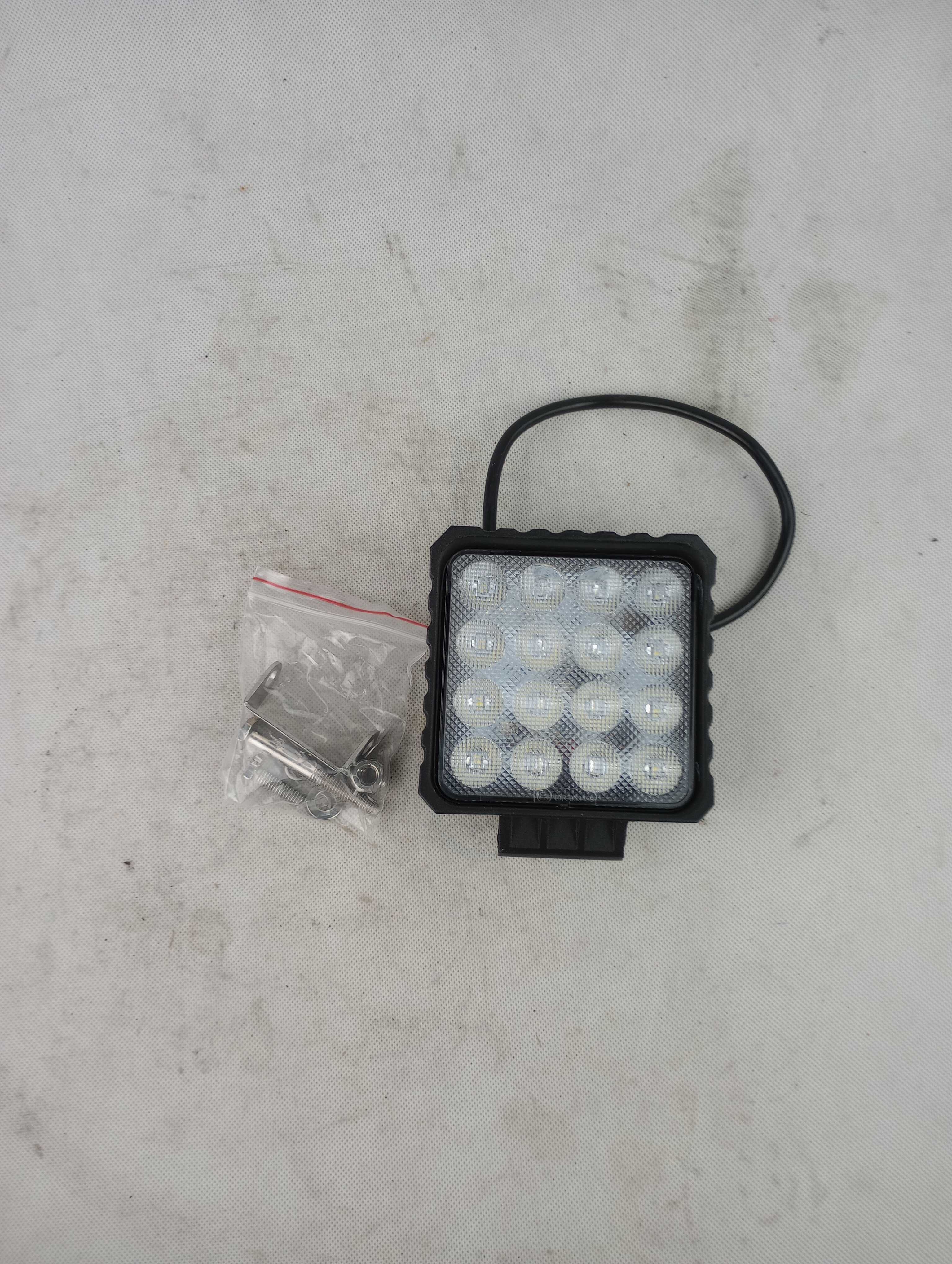 Lampa robocza LED kwadratowa 48W 3840Lm LA10047