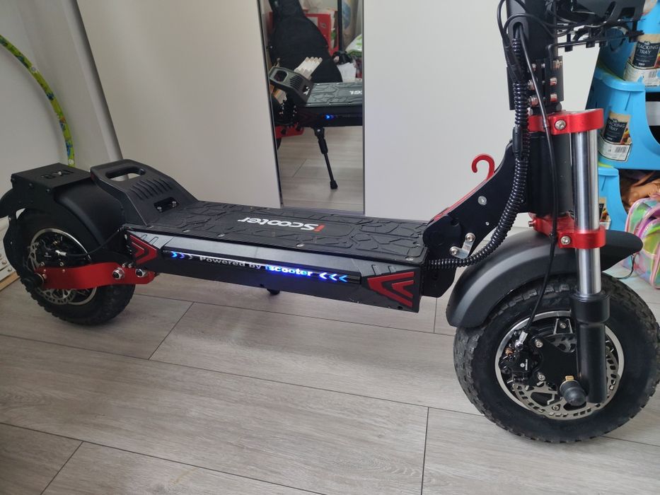 Hulajnoga elektryczna Iscotter IX8, nowa