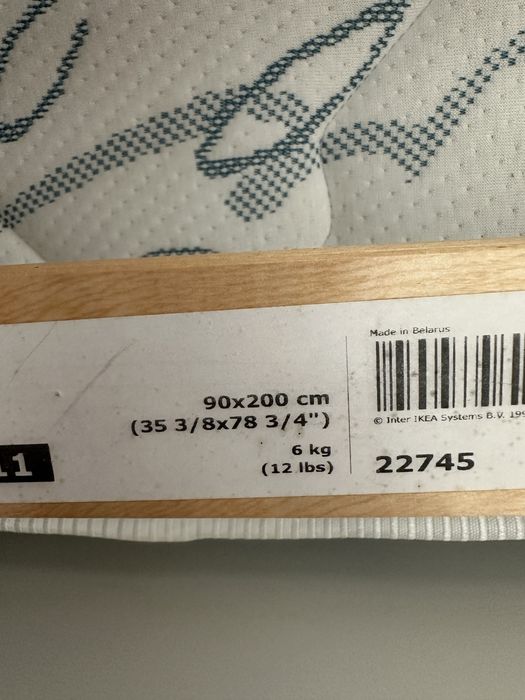 Cama com gavetão SLÄKT Ikea + colchão como novo