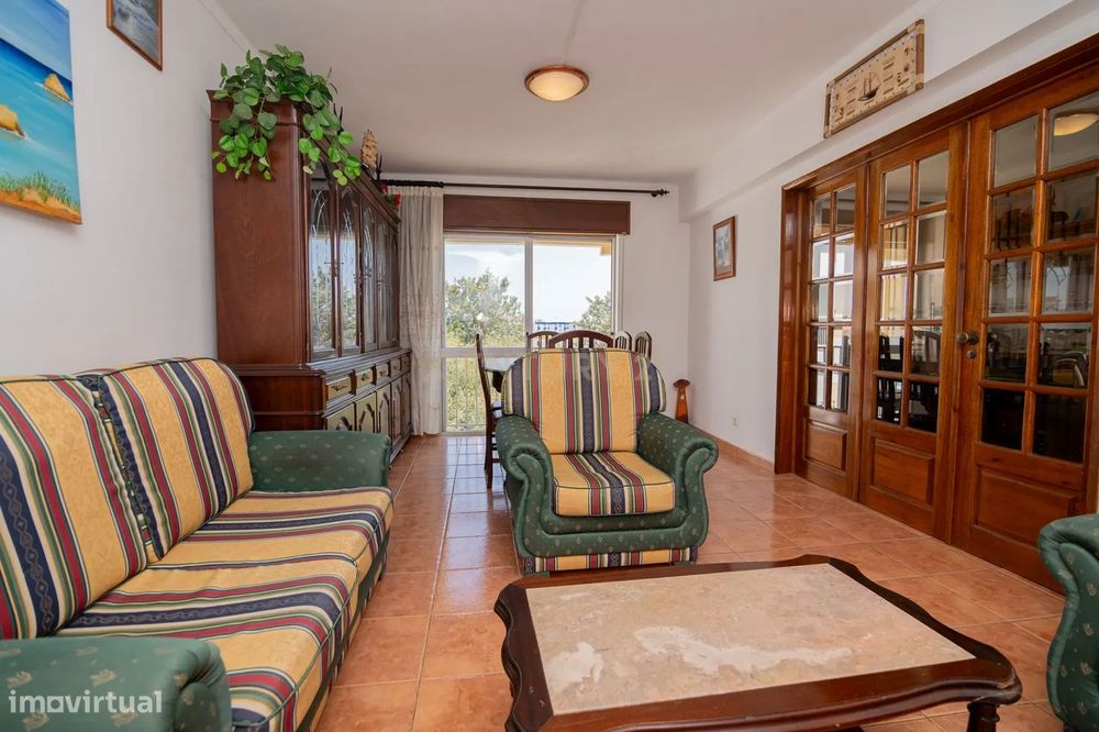Não Perca Esta Grande Oportunidade! Apartamento T2 Com Grandes Áreas E