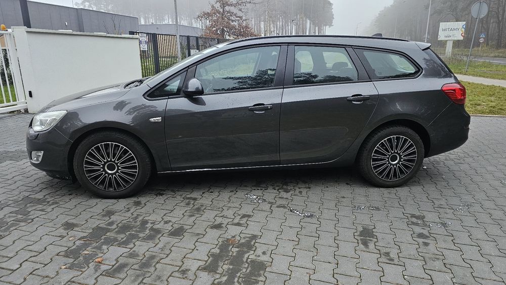 Opel Astra J 2.0 cdti Automat