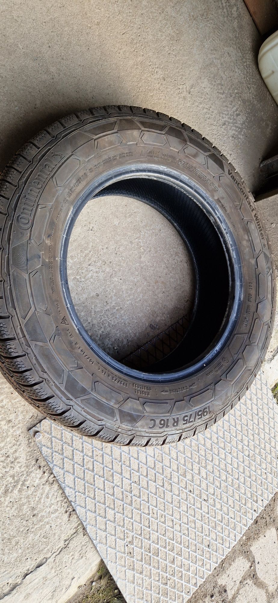 195/75 R16C 107/105R  Continental Van Contact Winter nowa 2017r