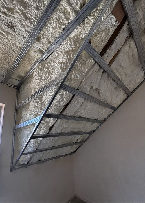 Ocieplenia Piana PUR Izolacje natryskowe Czyste powietrze