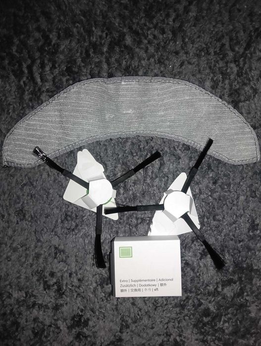 Aspirador Irobot Roomba j7+ Graphite com Home/Clean Base