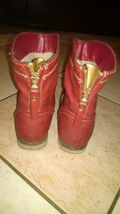 Buty kozaki dziewczęce czerwone zapinane ocieplane rozmiar 33