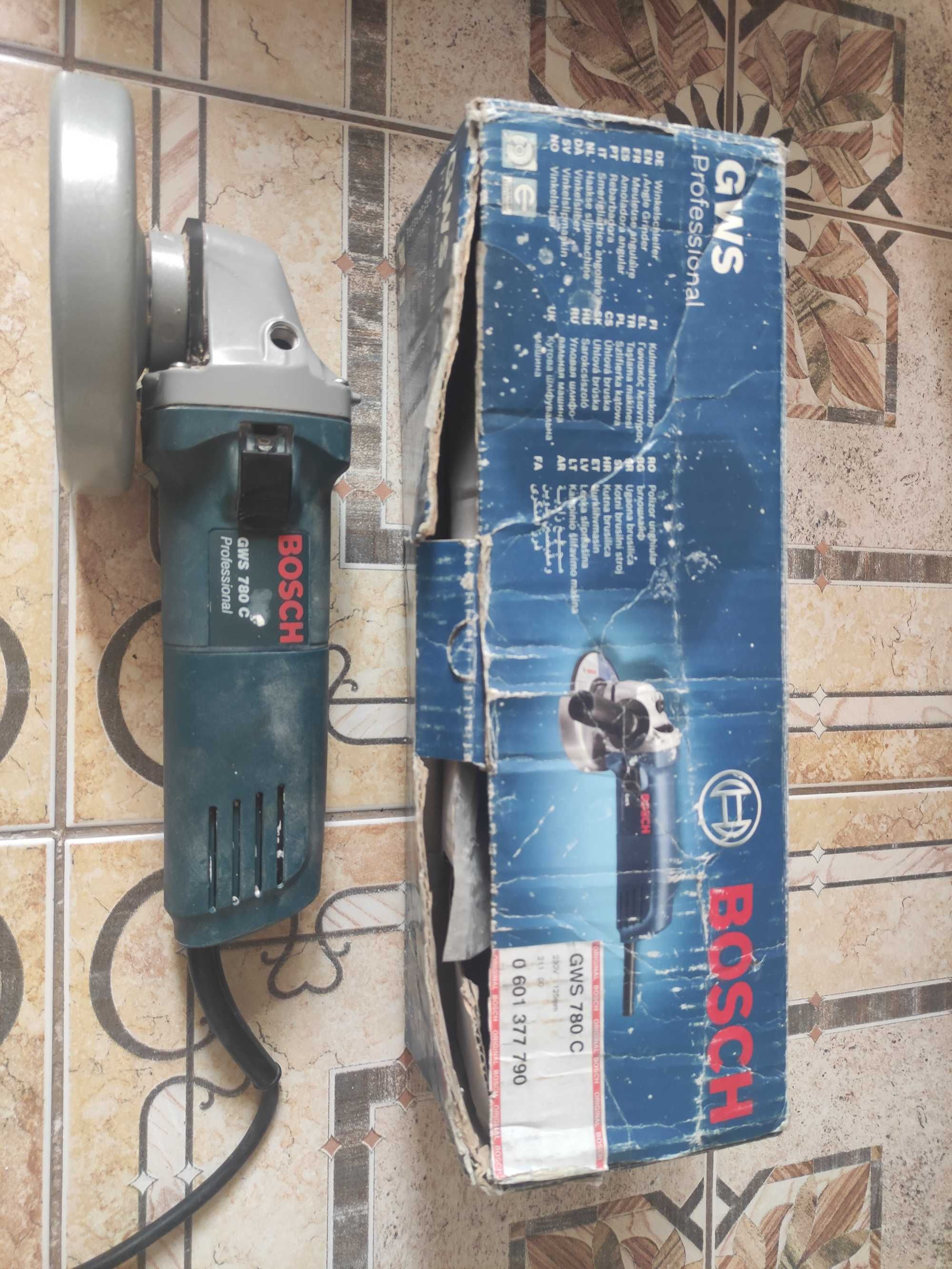 Кутова шліфувальна машина Bosch Professional GWS 780 C