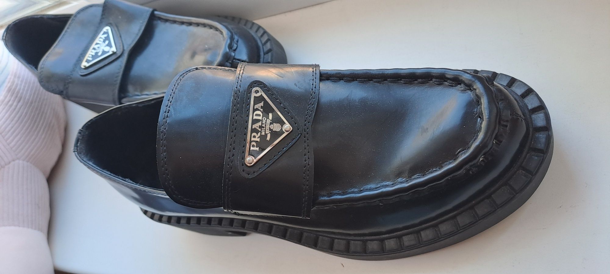 Класичні лофери Prada 38