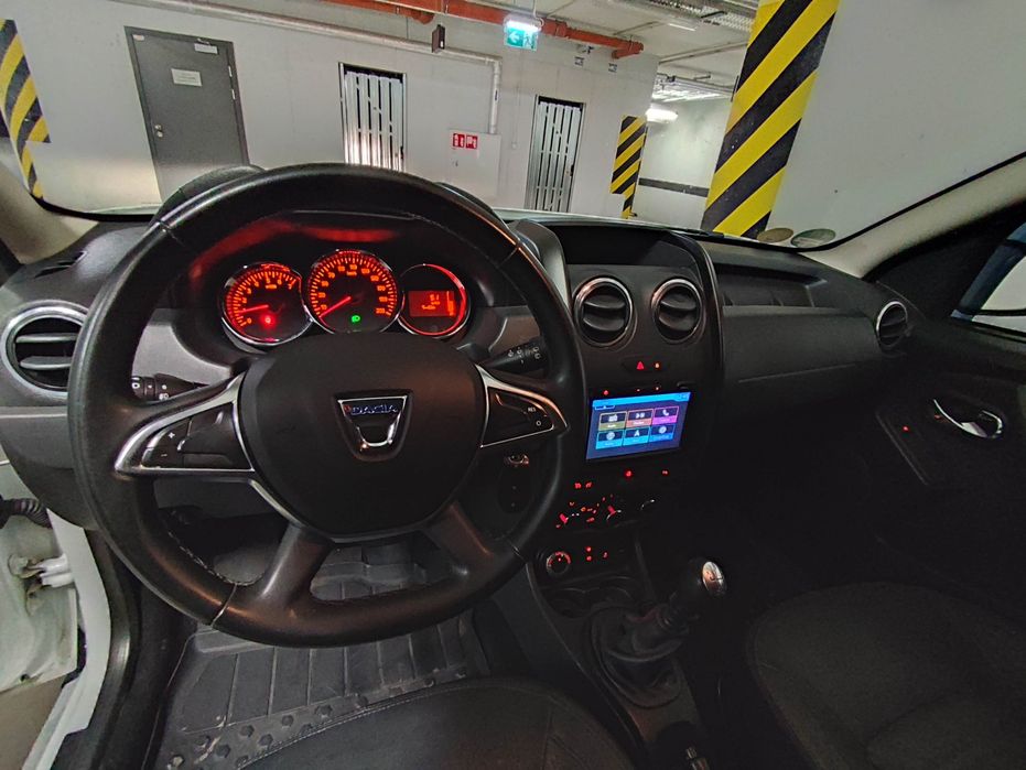 Dacia Duster 4WD Laureate 4x4 1.5 dCi skóra nawigacja serwisowany ENG