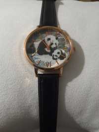 Zegarek z motywem pandy