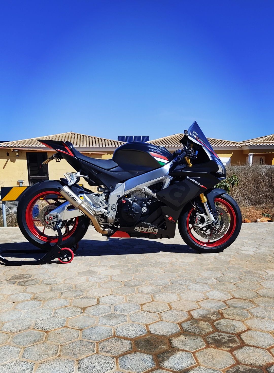 Aprilia RSV4 RR !