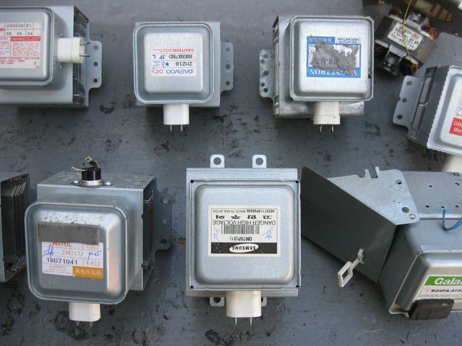 Продам трансформатор микроволновки магнетрон тарелку