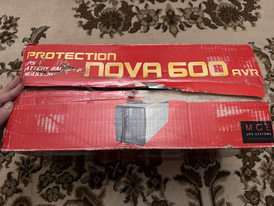 UPS безперебійник