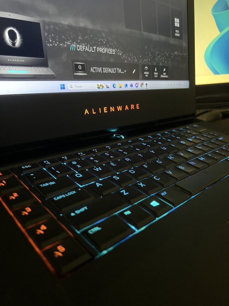 Продам особистий Alienware 15 R4