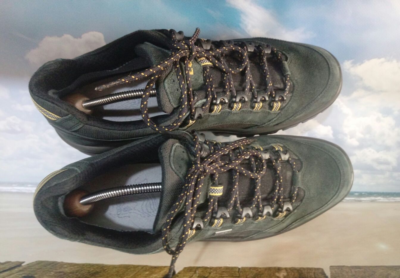 Оригінал Lowa Cascade Gore-tex 29.5 см. шкіряні трекінгові кросівки