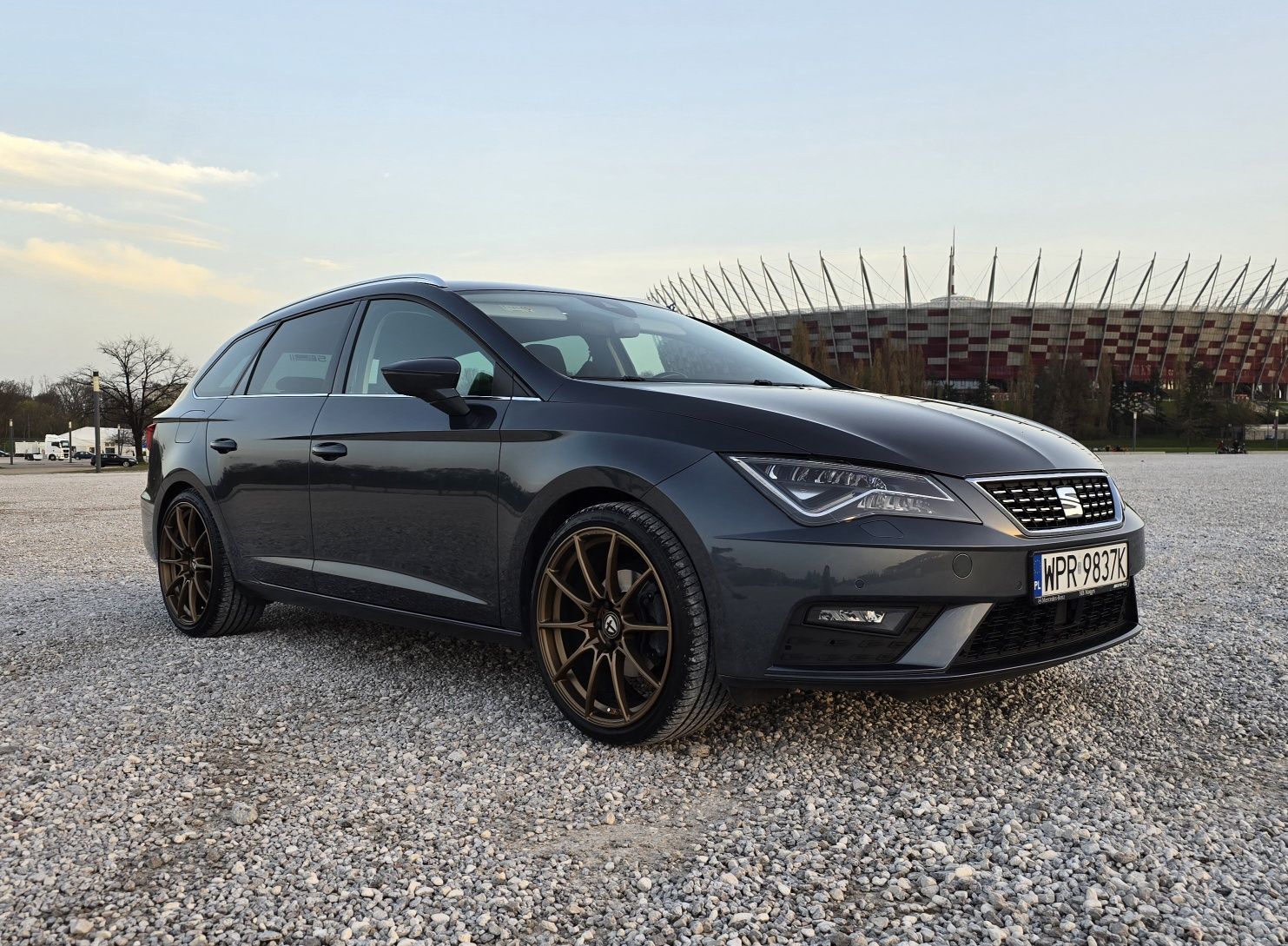 Seat Leon 1 5 tsi Xcellence . Bogate wyposażenie