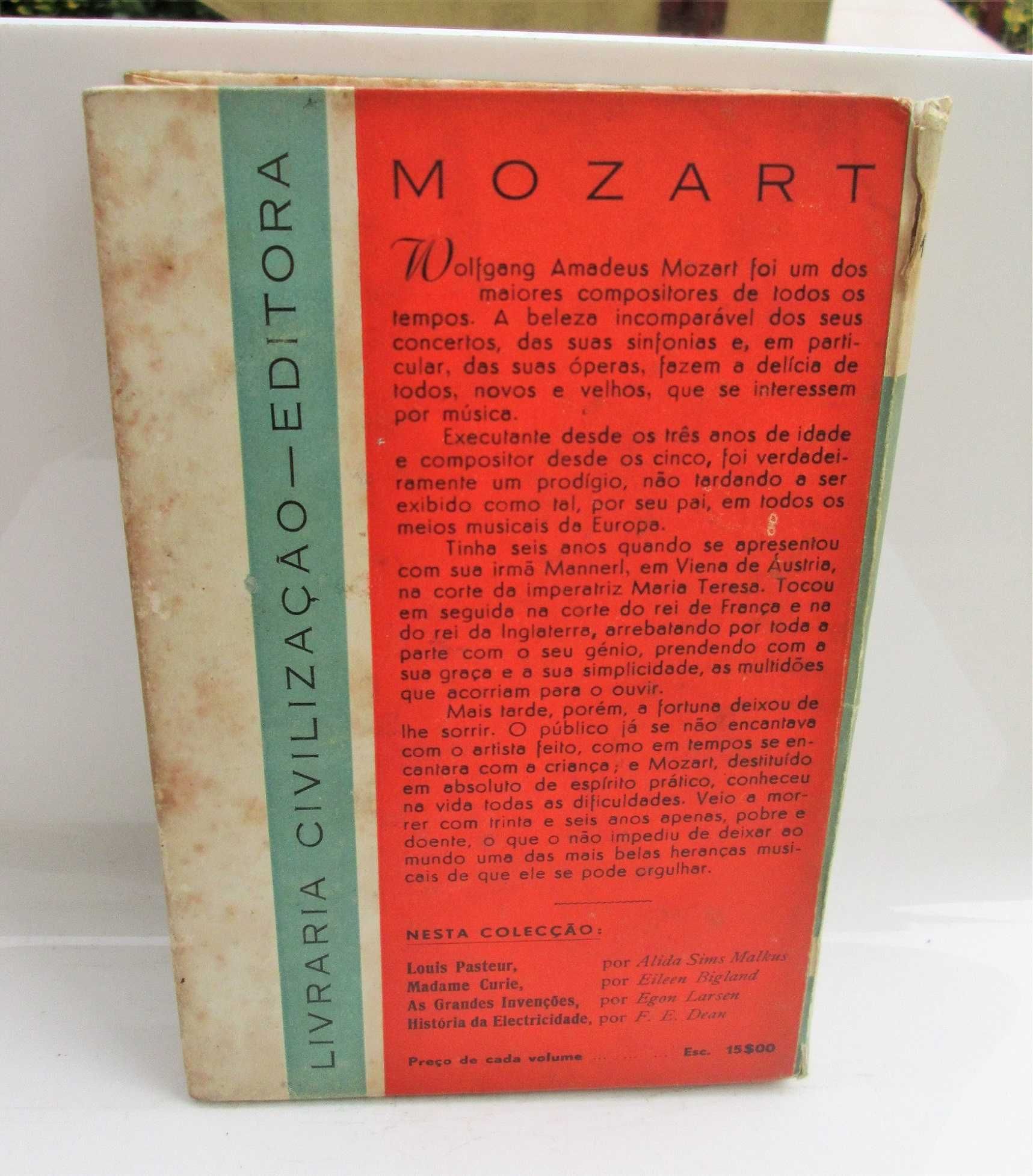Livro Mozart de Helen L. Kaufmann 1957